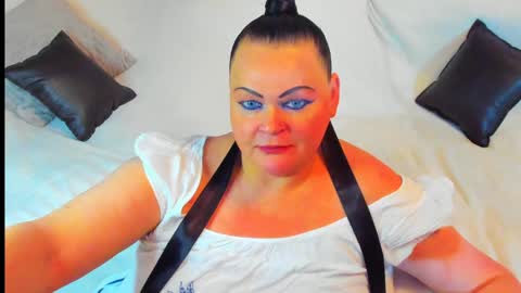 Lana online show from 01.02.25