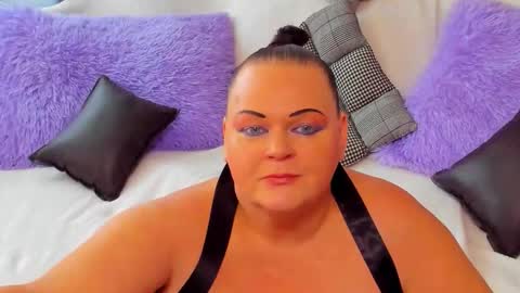 Lana online show from 10.05.25