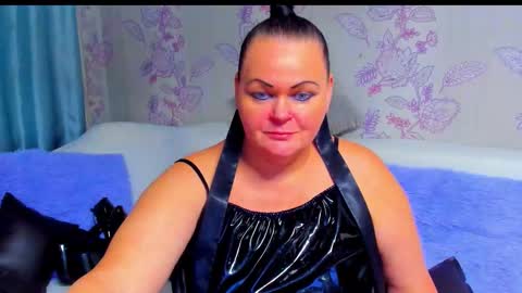 Lana online show from 11.30.25