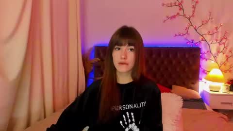 Snapshot of milanahottss chatting on 07.10.26 Milana online show from 07.10.26