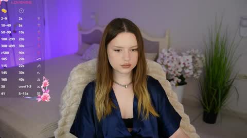 milanamoons online show from 05.31.26