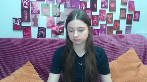 milanaroz online show from 03.15.26