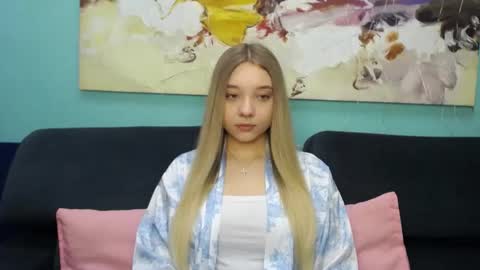 Snapshot of milanasii chatting on 03.13.26 Milana online show from 03.13.26