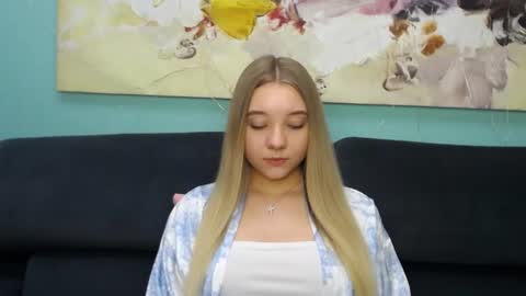 Snapshot of milanasii chatting on 03.14.26 Milana online show from 03.14.26