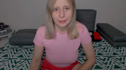 Milena online show from 12.03.25