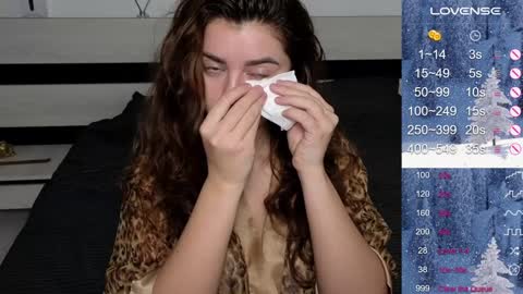 Snapshot of milania_hot_foxy chatting on 12.11.24 Mila online show from 12.11.24