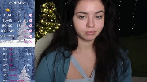 Snapshot of milania_hot_foxy chatting on 01.11.25 Mila online show from 01.11.25