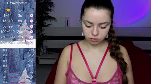 Snapshot of milania_hot_foxy chatting on 02.03.25 Mila online show from 02.03.25