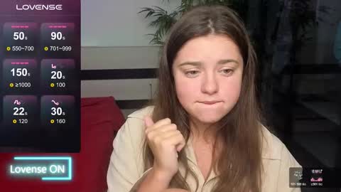 Snapshot of milania_hot_foxy chatting on 10.23.25 Mila online show from 10.23.25