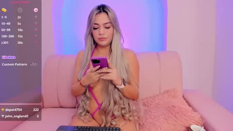 Snapshot of milaowens chatting on 02.28.26 Sexy Mila online show from 02.28.26