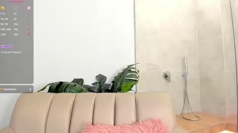 Snapshot of milaowens chatting on 05.14.26 Sexy Mila online show from 05.14.26