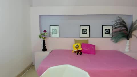 Snapshot of milarose4 chatting on 12.17.24 Mila Rose online show from 12.17.24