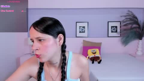 Snapshot of milarose4 chatting on 01.12.25 Mila Rose online show from 01.12.25