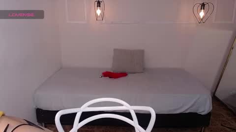 Snapshot of milarose4 chatting on 02.25.25 Mila Rose online show from 02.25.25