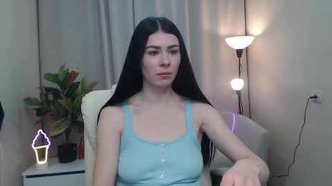 Snapshot of milasecretsss chatting on 02.18.26 milasecretsss online show from 02.18.26