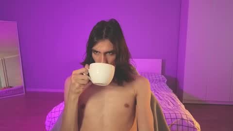 Mila online show from 09.21.25