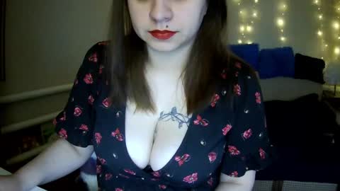 Snapshot of milaxcute chatting on 04.09.26 Milaxcute online show from 04.09.26