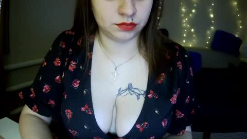 Snapshot of milaxcute chatting on 04.11.26 Milaxcute online show from 04.11.26