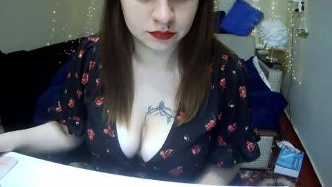 Snapshot of milaxcute chatting on 05.21.26 Milaxcute online show from 05.21.26