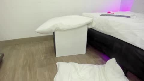 Milena  online show from 01.21.25