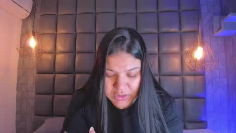 Milena  online show from 09.18.25