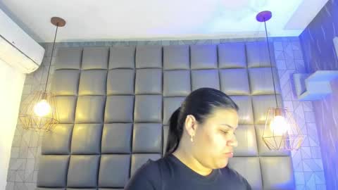 Milena  online show from 09.21.25