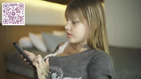 Snapshot of mileeena chatting on 05.01.26 M Telegram mamagotachannel online show from 05.01.26
