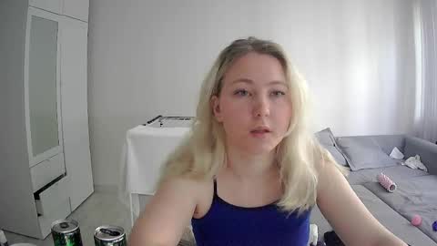 Snapshot of milena391630 chatting on 06.07.26 Milena new nonude shy blonde natural online show from 06.07.26