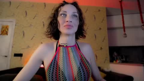 Milena Hardy online show from 01.28.25