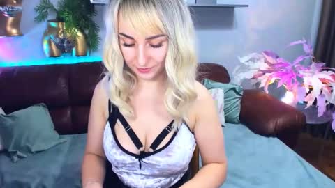 Snapshot of milenadaisy chatting on 02.08.26 MilenaDaisy online show from 02.08.26