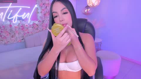 Miley Cruz  IG miley model23 online show from 12.04.24