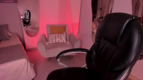 Miley Cruz  IG miley model23 online show from 12.11.24