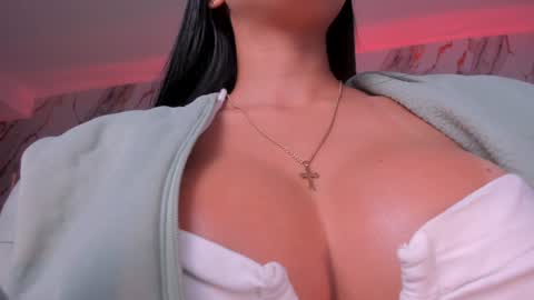 Miley Cruz  IG miley model23 online show from 02.05.25