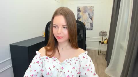 mileygloss online show from 03.08.26