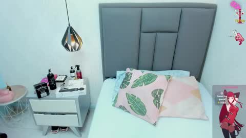 MILEY online show from 02.25.25