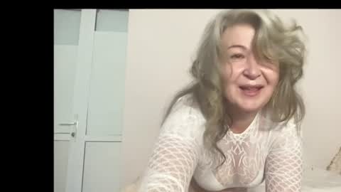 Snapshot of milf_charlotty chatting on 07.13.26 Charlotte online show from 07.13.26