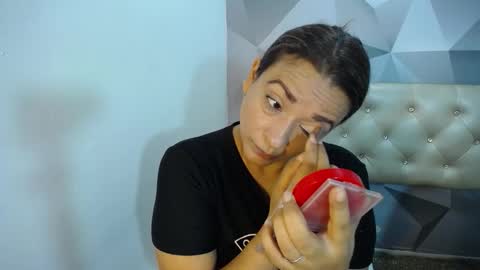 milf_hugeboobs online show from 11.05.25