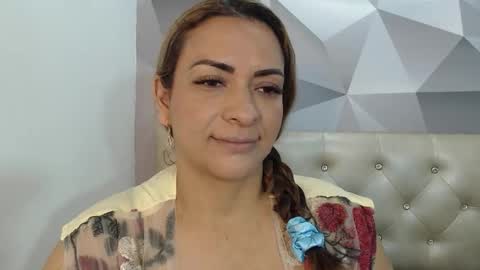 milf_hugeboobs online show from 01.12.26