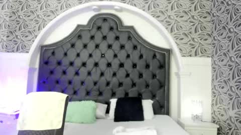 milf_march online show from 04.22.26