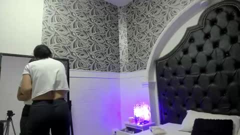 milf_march online show from 04.23.26