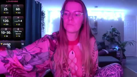 Milf Tara36 online show from 12.25.24