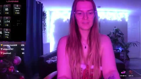 Milf Tara36 online show from 12.26.24