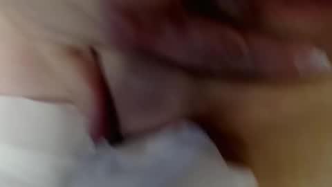 Snapshot of milfgilf1980 chatting on 01.04.25 Sara online show from 01.04.25