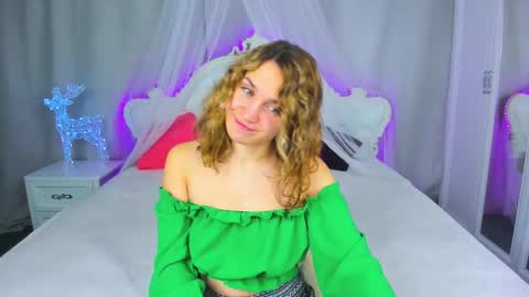 milkablond online show from 01.27.25