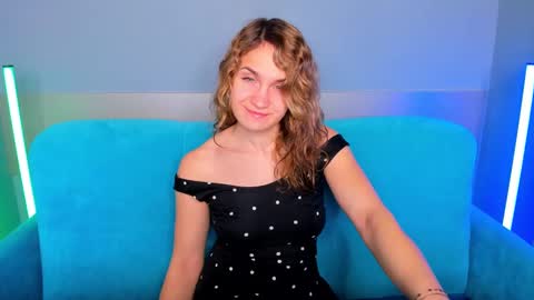 milkablond online show from 02.04.25