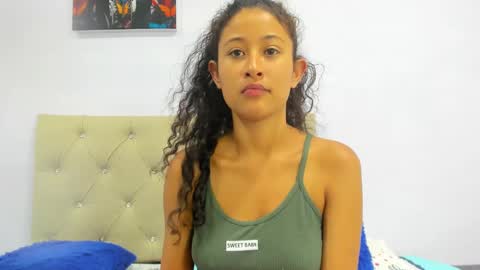 Snapshot of milkdulce1 chatting on 12.11.24 Paola online show from 12.11.24