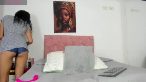 Snapshot of milkdulce1 chatting on 01.30.25 Paola online show from 01.30.25