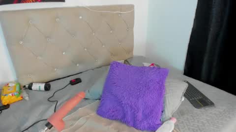 Snapshot of milkdulce1 chatting on 03.08.25 Paola online show from 03.08.25