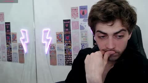 milkhunter_ online show from 04.16.26