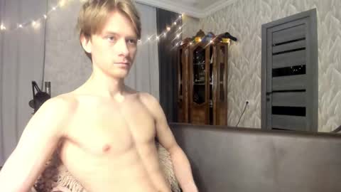 Snapshot of milkiwy chatting on 02.16.26 Isaac online show from 02.16.26